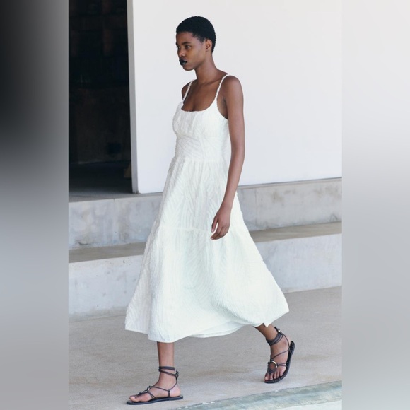 ZARA BLOGGERS’ FAVORITE FRAYED JACQUARD DRESS ZW COLLECTION - Picture 11 of 16